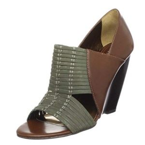 NWT Charles by Charles David Wedges 7.5